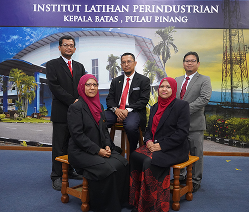 Pengurusan TEringgi ILP Kepala Batas